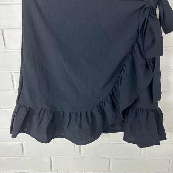 Pink Lily Classic Black Faux Wrap Ruffle Skirt Size M - Picture 5 of 10